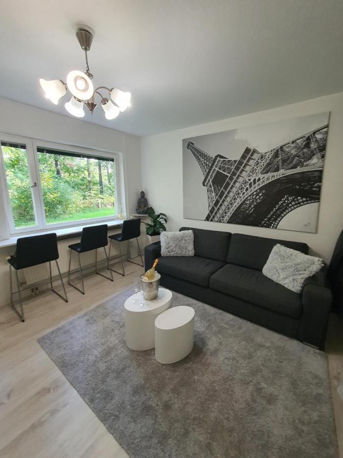 Close To The Metro And The Beach!!! With A View Of The Scandinavian Forest Stockholm Bagian luar foto