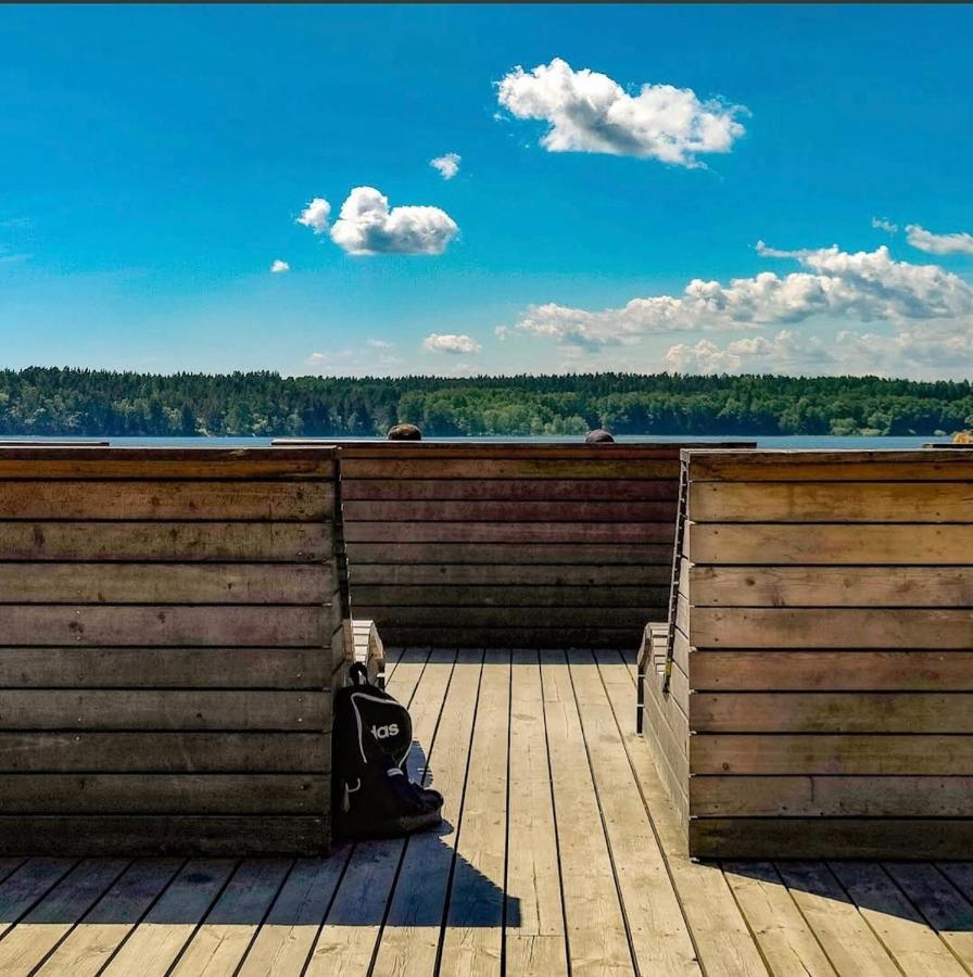 Close To The Metro And The Beach!!! With A View Of The Scandinavian Forest Stockholm Bagian luar foto